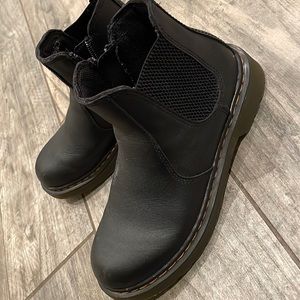 Dr Marten’s kids size 3 big kids boots